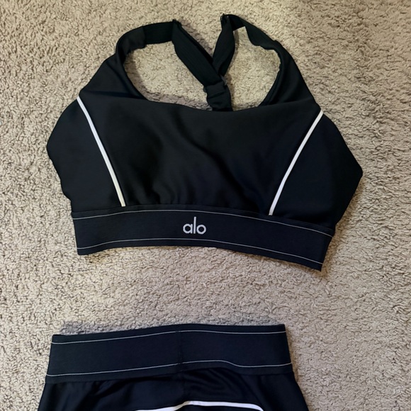 ALO Yoga Other - ALO yoga Airlift Suit Up Bra
